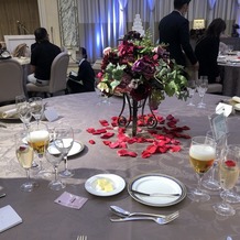 ホテル阪急インターナショナルの画像｜試食会テーブル装花
