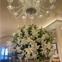 ホテル阪急インターナショナルの画像｜ロビーのお花