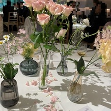 八芳園の画像｜テーブル装花