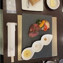 Ａｒｔ Ｂｅｌｌ Ａｎｇｅ 札幌の画像｜お肉には下味がついていて美味しかったです。ソースなどもつけて食べることが出来て、美味しかったです。