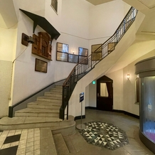 ホテルモントレ銀座の画像｜特徴的な螺旋階段です。