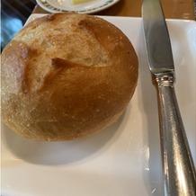 森のスパリゾート　北海道ホテルの画像｜ホテルで焼いているというパンは外はカリカリ、中はもっちり