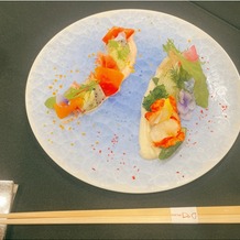グランシャリオの画像｜洋食
オマール海老と魚介のマリネ
生ハム・チーズのマリアージュ