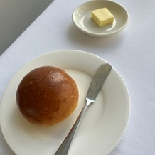 ロイヤルパインズホテル浦和の画像｜コース料理のパン