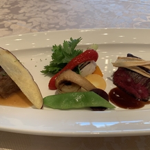 けやき坂　彩桜邸　シーズンズテラスの画像｜お肉の食べ比べしました。美味しかったです。