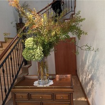 ノビアノビオの画像｜一階ロビーのところにもかわいいお花が飾られていました。