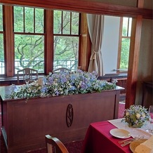 神戸迎賓館 旧西尾邸 (兵庫県指定重要有形文化財)の画像|花の色味、大きさにこだわりましたが、イメージを忠実に再現してくださりました。