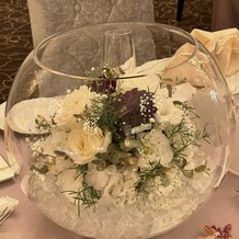 アルモニー ビアン （国登録有形文化財）の画像｜テーブル装花