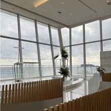 鎌倉プリンスホテルの画像｜海と江ノ島を一望でき、光がめいいっぱい入る。