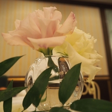 京都ブライトンホテルの画像｜ゲストテーブル装花