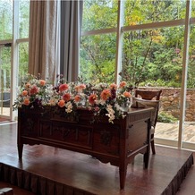 ララシャンス　博多の森の画像｜メインテーブル装花