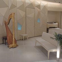 ＡＮＡインターコンチネンタルホテル東京の画像｜チャペルはオルガンとハープ、バイオリンの生演奏