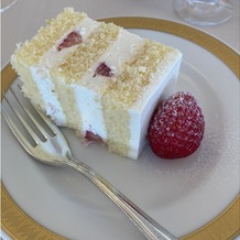 ホテルメトロポリタン盛岡　ＮＥＷ　ＷＩＮＧの画像｜ウェディングケーキもとても美味しかった！