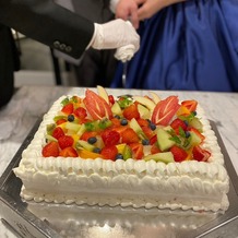 ホテルクリスタルパレスの画像｜ケーキ入刀