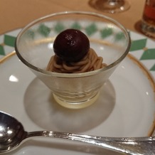 横浜ベイホテル東急の画像｜試食デザートのモンブラン