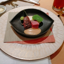 横浜ベイホテル東急の画像｜お箸で食べられるお食事。お肉が柔らかくて絶品！