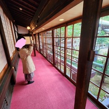 大阪天満宮の画像｜挙式会場までの廊下