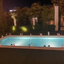 アーセンティア迎賓館　浜松の画像｜お庭のライトアップされたプール
