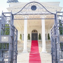 アーフェリーク迎賓館　岐阜の画像｜式直後の大階段