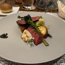 ヴェルミヨンバーグ名古屋の画像｜試食では肉と魚が選べました。この日はロース中のプレートと、鰻のお茶漬けとデザートプレートでした。