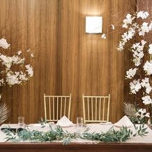 小さな結婚式　大阪ハービスＥＮＴ店の画像｜高砂の様子