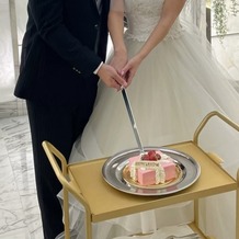 小さな結婚式　大阪ハービスＥＮＴ店の画像｜オプションのウエディングケーキです。