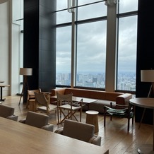 アンダーズ 東京（Andaz Tokyo）の画像｜ゲストの待合室。
