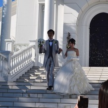 セントアクアチャペル仙台の画像｜挙式の様子　大階段