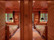 ニドムリゾートウエディング：宿泊コテージ　寝室一例