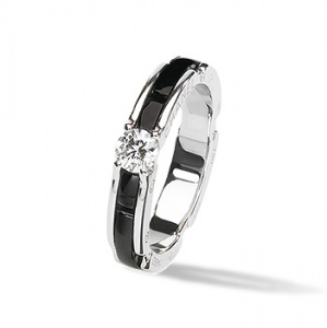 ウルトラ コレクション リング - CHANEL（シャネル）の婚約指輪(エンゲージリング)｜ゼクシィ