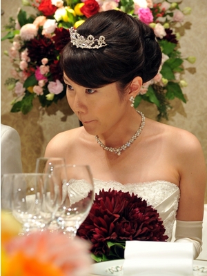 花嫁ヘアスタイルのカタログ画像詳細no 5 ゼクシィｎｅｔで結婚式 ウエディング ブライダルのヘアスタイル 髪型 探し