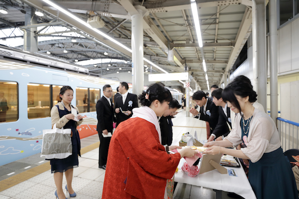 都心から秩父へ電車で旅するウエディング 結婚式実例集 ゼクシィ