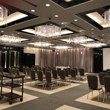 京王プラザホテルの画像｜【錦】天井の照明も豪華でホテルらしい会場です