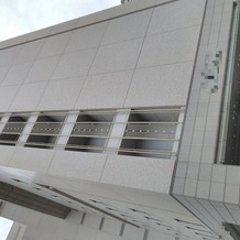 HOTEL HANSHIN OSAKA（ホテル阪神大阪）の画像｜式場ホテル正面玄関前