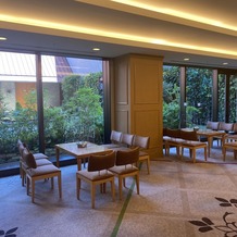 HOTEL HANSHIN OSAKA（ホテル阪神大阪）の画像｜待合室
