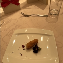 ザ・セレクトンプレミア 神戸三田ホテルの画像｜アンチョビとクリームチーズのミニエクレア