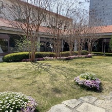 千里阪急ホテル　ＣＬＡＳＳＩＣ ＧＡＲＤＥＮの画像｜式場にある中庭です。式～披露宴の間に、ここで記念撮影をする事も出来ます。