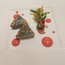 名古屋観光ホテルの画像｜前菜
平目とサーモンの色鮮やかな前菜でした。