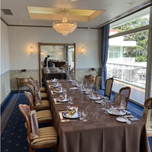 ロイヤルガーデンパレス 柏 日本閣の画像｜窓のある会食会場