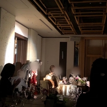 八芳園の画像｜和装のまま新郎新婦の入場です。