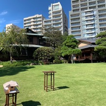 八芳園の画像｜屋外での人前式会場