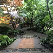 八芳園の画像