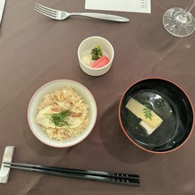 八芳園の画像｜コースのご飯
食材にこだわってるのが分かる
