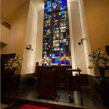 エスタシオン・デ・神戸の画像｜ステンドグラスが綺麗