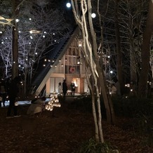 星野リゾート　軽井沢ホテルブレストンコートの画像｜クリスマスシーズンの高原教会