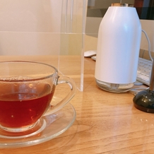 星野リゾート　軽井沢ホテルブレストンコートの画像｜プランナーさんとの相談で紅茶を出してくださいました