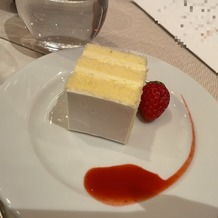 星野リゾート　軽井沢ホテルブレストンコートの画像｜ウェディングケーキ