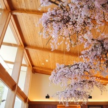 星野リゾート　軽井沢ホテルブレストンコートの画像｜桜の季節だったので飾り付けが素敵でした