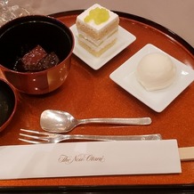ホテルニューオータニの画像｜試食でいただいたデザート3種。スーパーメロンショートケーキがとても美味しい。