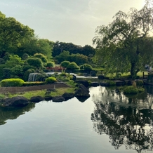 ホテルニューオータニの画像｜披露宴会場から見えた庭園。夕暮れ時は特にきれいでした。